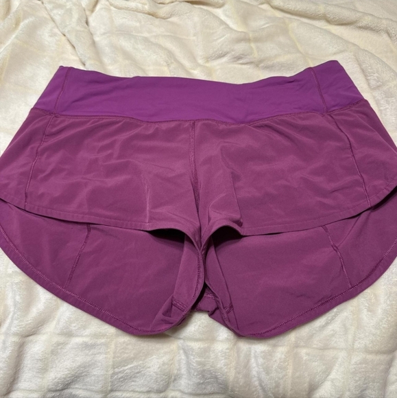 LULULEMON size 6 shorts - Picture 1 of 3
